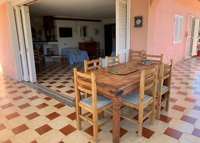 ヴィラ Porto Istana A Comune Di Olbia *